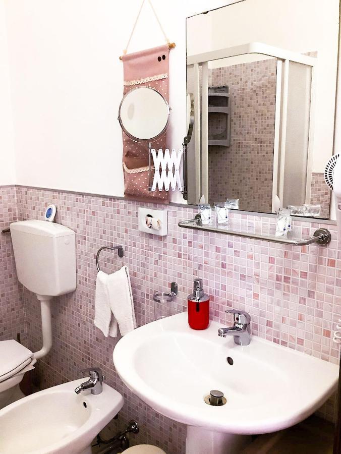 B&B Maryjose Trapani Bagian luar foto